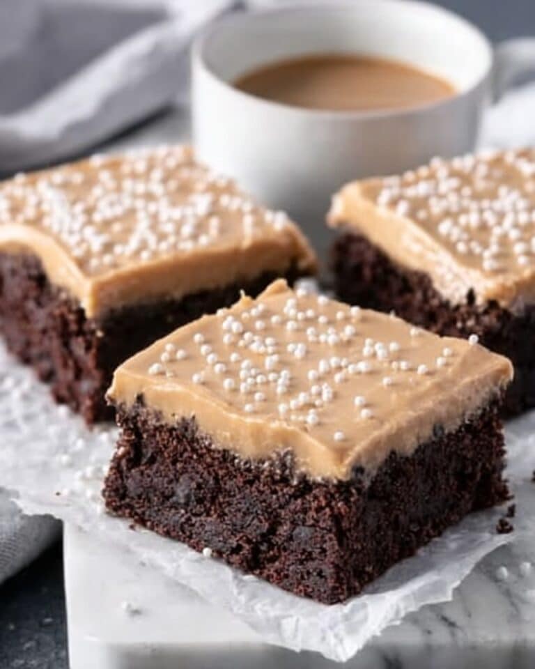 Salted Caramel Chocolate Sugar Cookie Bars Recipe